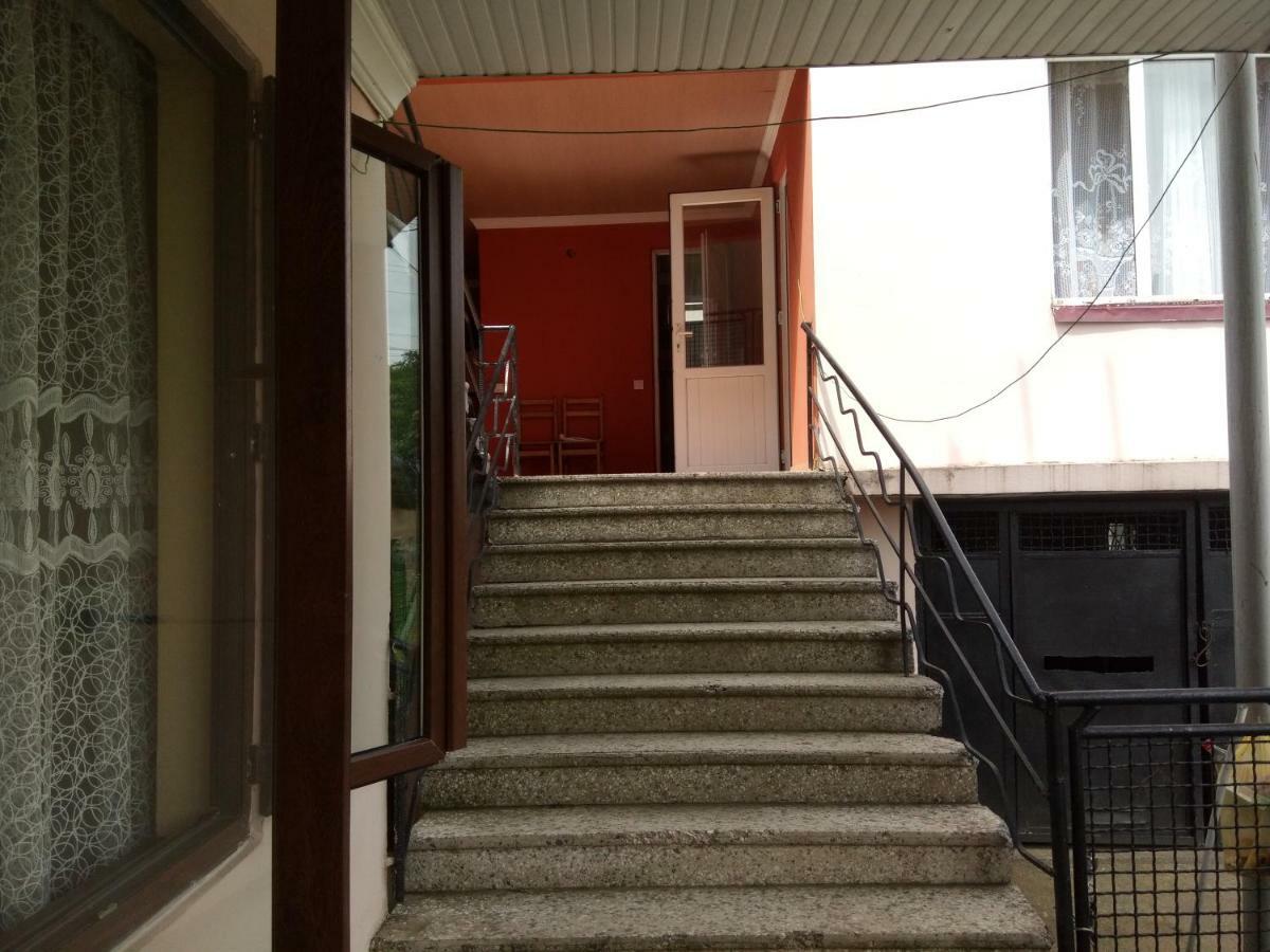Julia Guest House Kobuleti Dış mekan fotoğraf